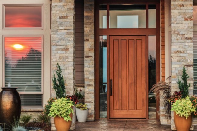 घर के मुख्य दरवाजे पर भगवान गणेशजी की मूर्ति इस तरह लगाने से दूर होंगे सभी तरह के दोष