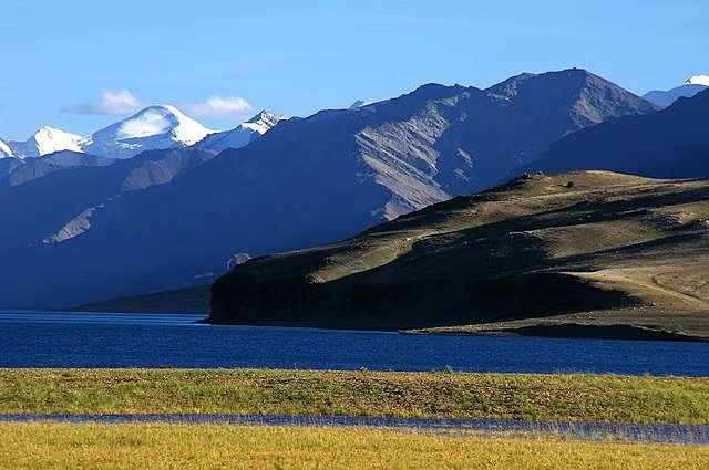 चिलचिलाती गर्मी से बचना है तो कर लें इन खूबसूरत जगहों का दौरा