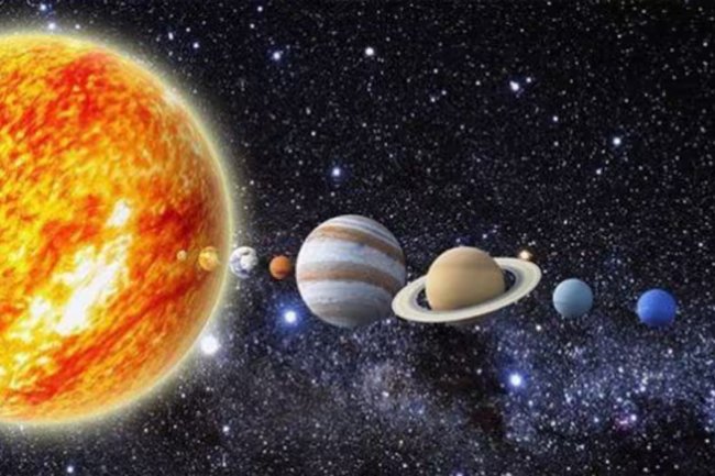 सूर्य का मीन राशि में गोचर (14 मार्च 2025)